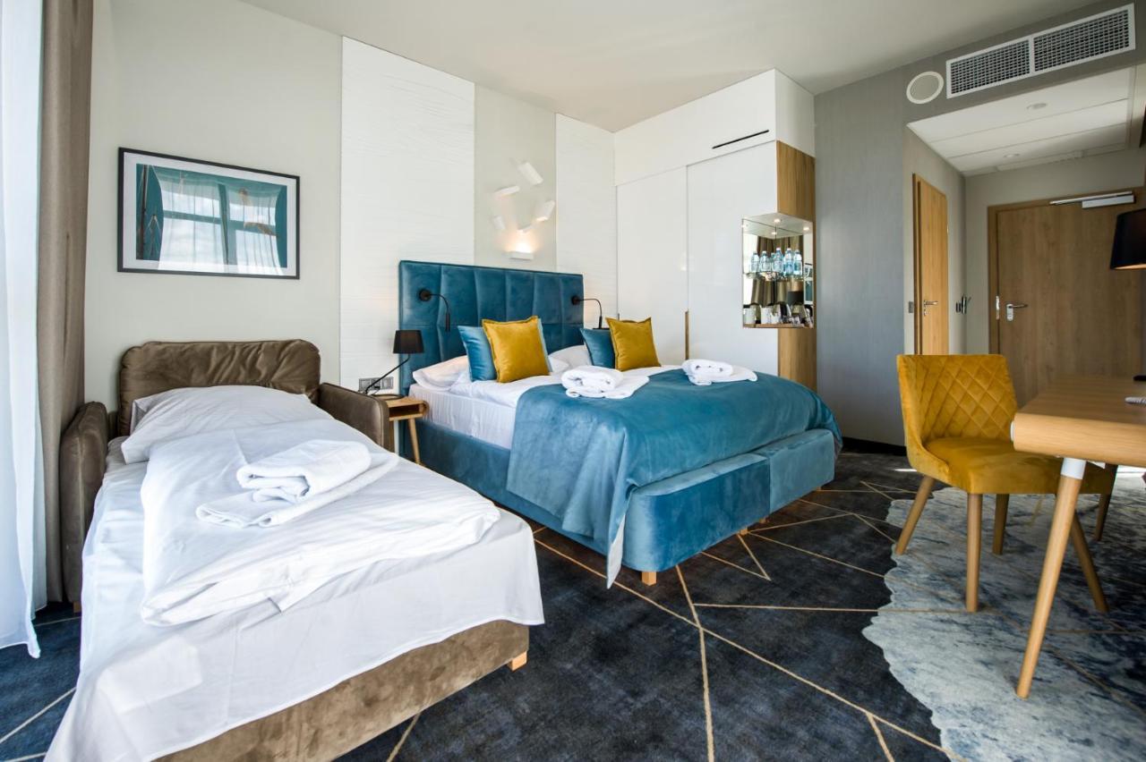 Hotel Zalewski 므르제지노 외부 사진
